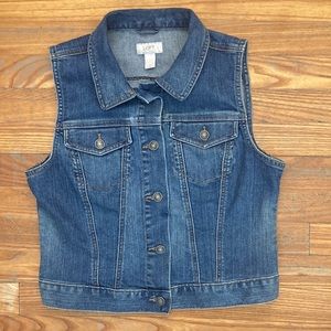 Jean Vest Loft size small. Trendy flirty and fun wear alone or as outerwear.